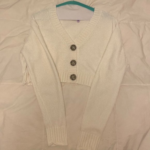 Urban Outfitters white long sleeve button crop top - Picture 1 of 2